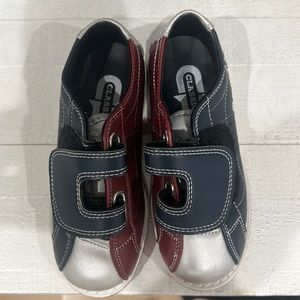 Classic kids bowling shoes
